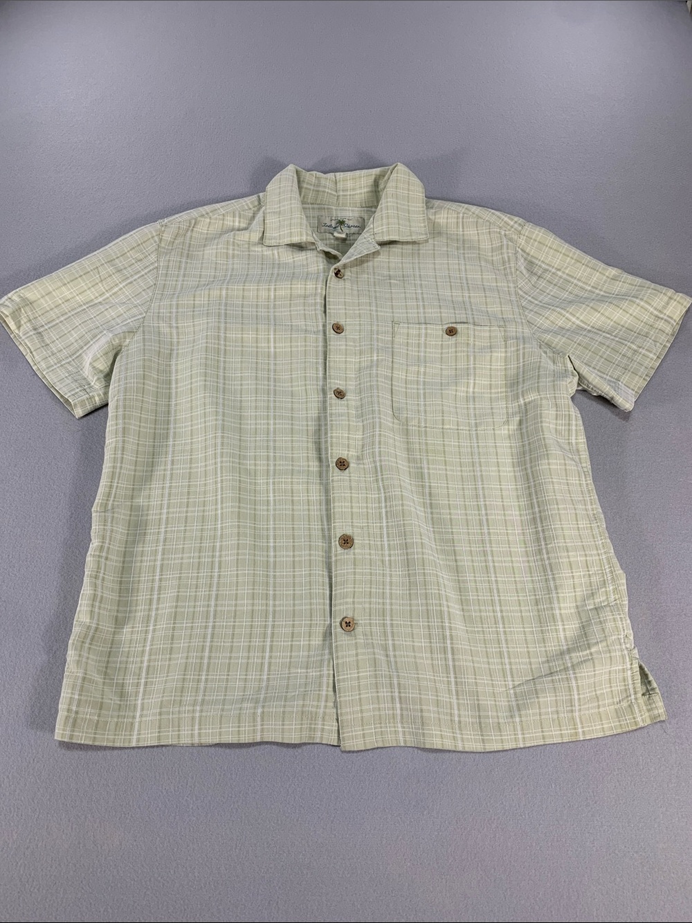 Light Green Plaid Short Sleeve Button-Down Shirt